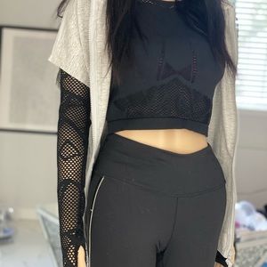 Black cutout crop activewear top